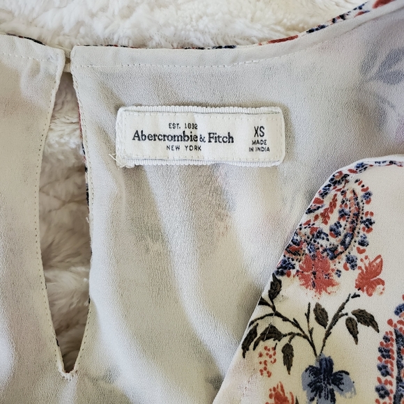 Abercrombie and Fitch boho long sleeve blouse - Picture 3 of 3